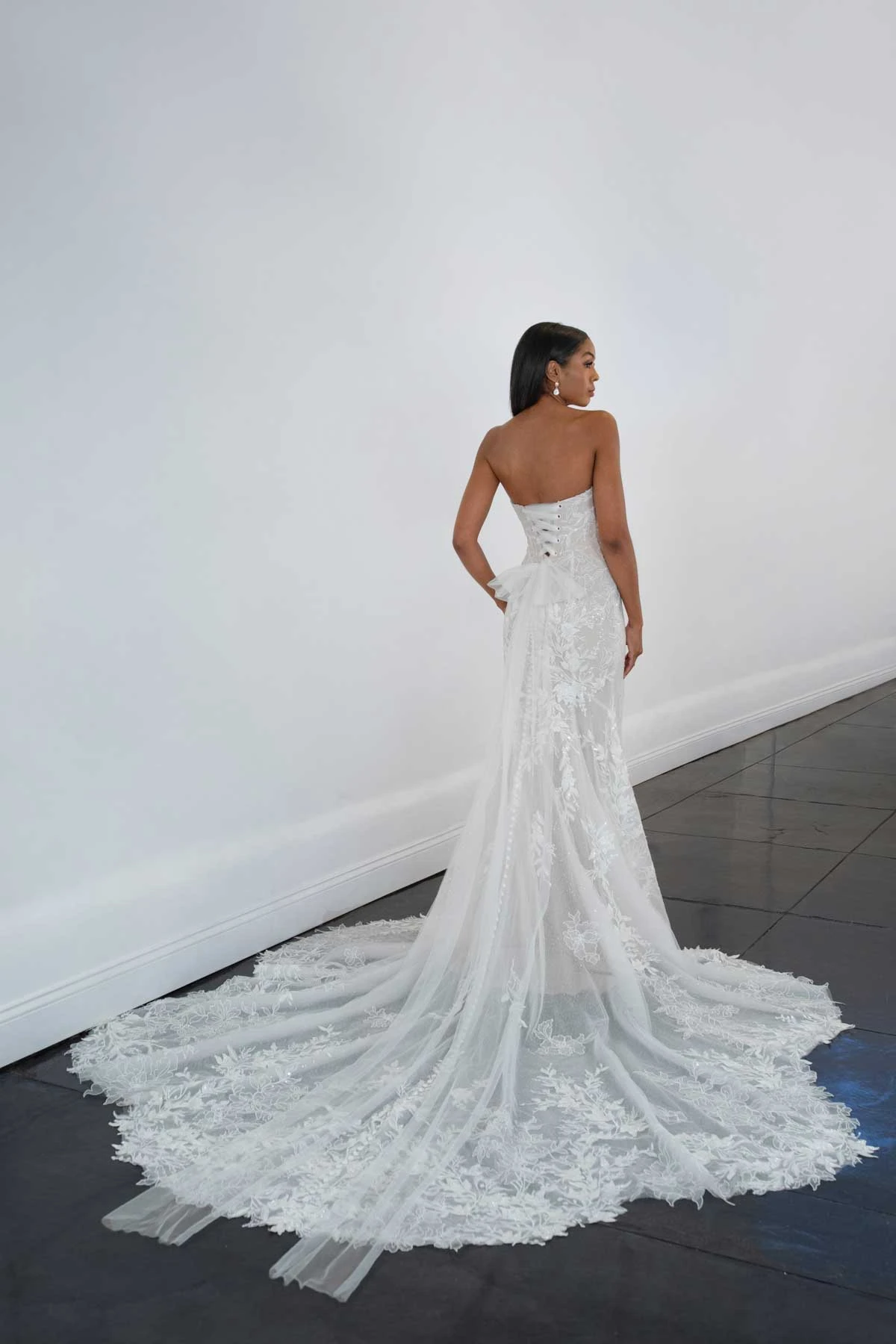 1620 Sexy Strapless Designer Lace Fit-and-Flare Wedding Dress with Plunging Sweetheart Neckline  by Martina Liana