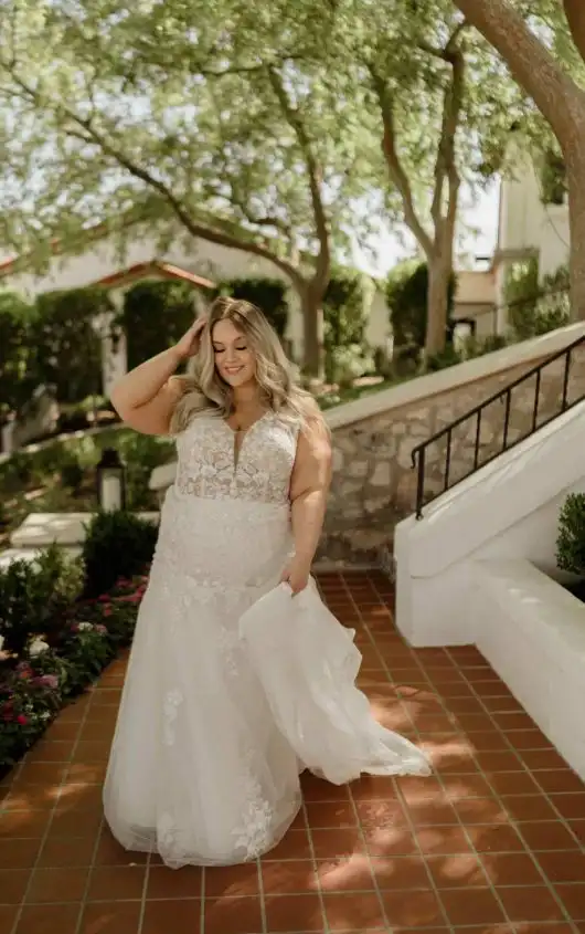 Sexy Lace and Tulle Plus Size Fit-and-Flare Wedding Dress with Shoulder Straps, 7630+, by Stella York