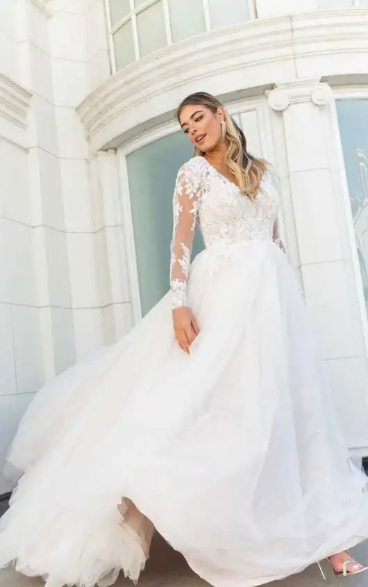 Glamorous Long Sleeve Ballgown Wedding Dress in Lace and Tulle, 7725, by Stella York