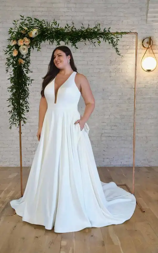 Simple Plus-Size Wedding Gown with Keyhole Back & Bow Detail, 7341+, by Stella York
