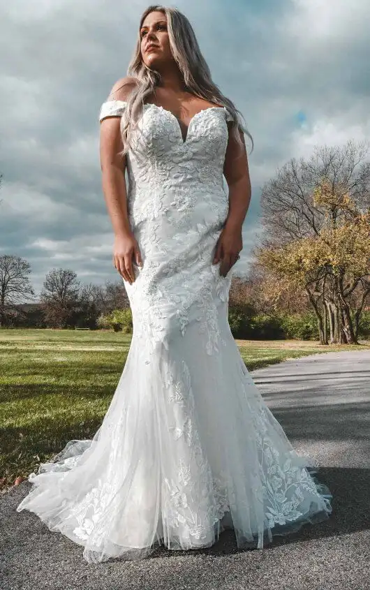 Off-Shoulder Plus Size Wedding Dress with Shimmer, 7272+, by Stella York