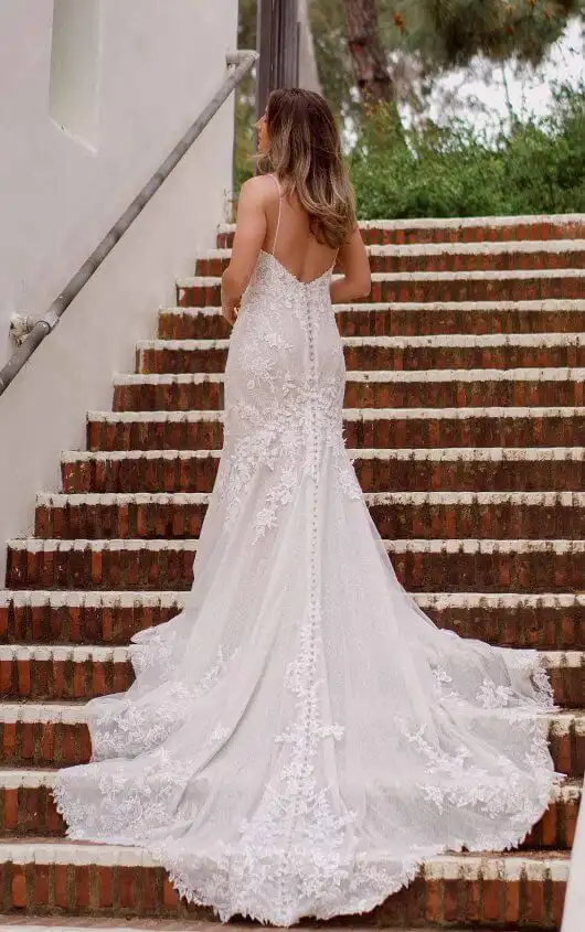 Sexy Trumpet Wedding Dress With Sparkling Floral Lace and Sweetheart Neckline, D3372, by Essense of Australia