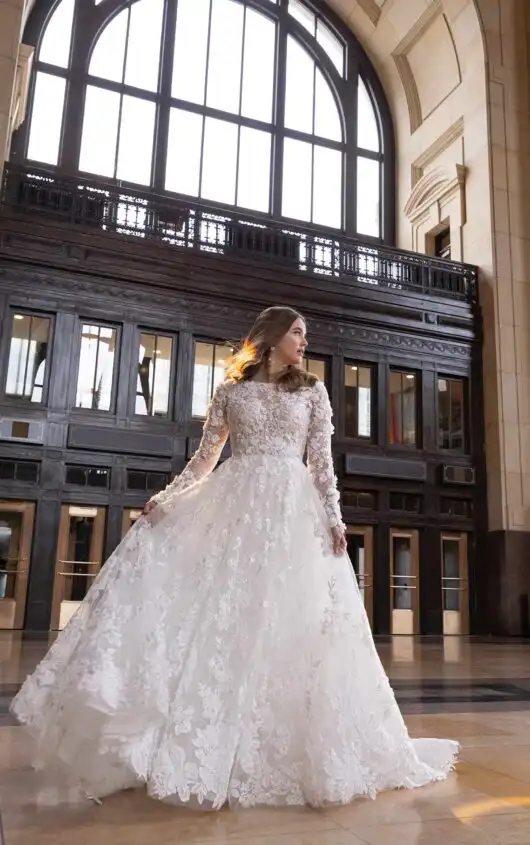 Romantic A-Line Wedding Dress with Long Sleeves, LE1141, by Martina Liana Luxe