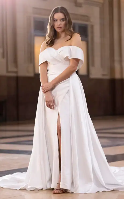 Modern Column Sheath Off-the-Shoulder Wedding Dress, LE1202, by Martina Liana Luxe