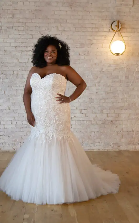 Strapless Plus Size Lace Fit-and-Flare Wedding Dress with Sweetheart Neckline, 7544+, by Stella York
